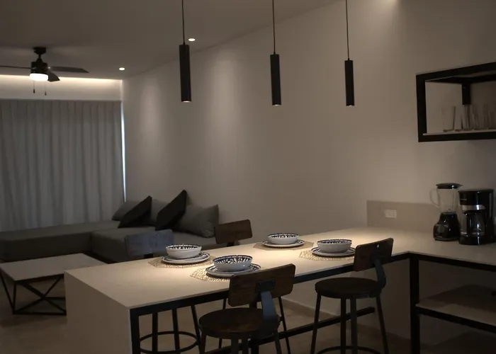 B10 - Distinctive Hotel-